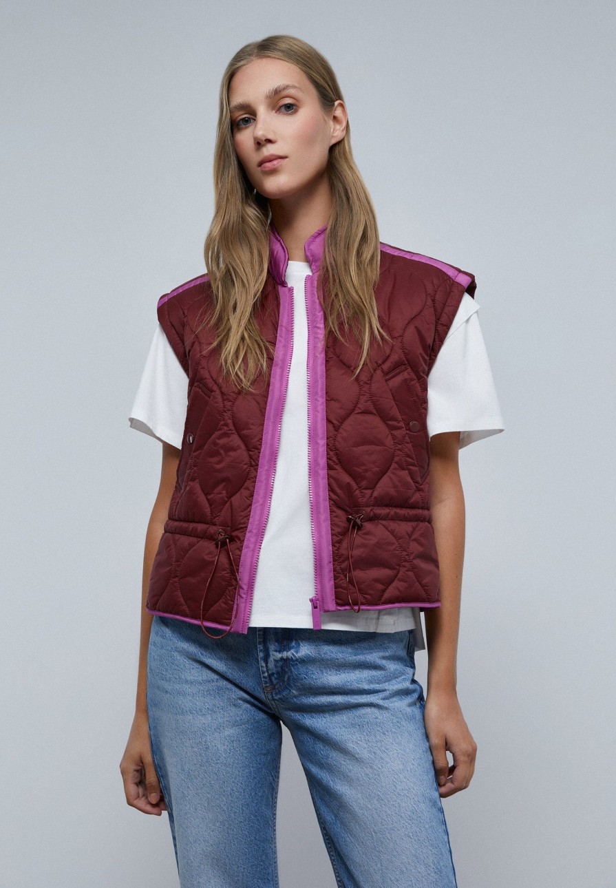 New scalperscompany Quilted Waistcoat With Contrast Details